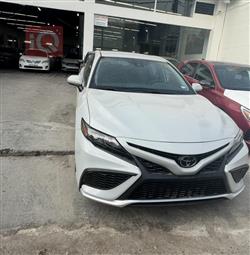 تۆیۆتا کامری